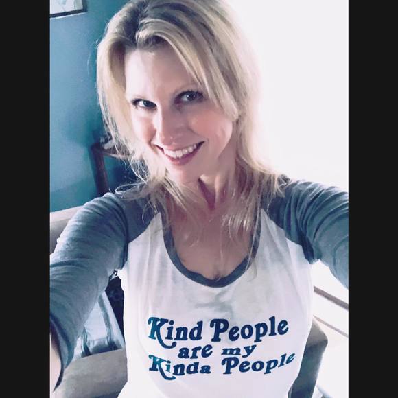 Meet your Posher, Heather. Ambassador on 02-17-20 - Picture 1 of 1